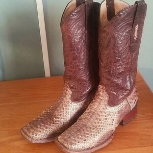 Brown and Tan Cowboy & Western Boots